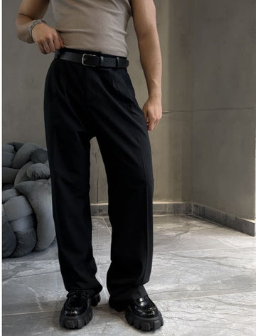Essential Relaxed Fit Trouser